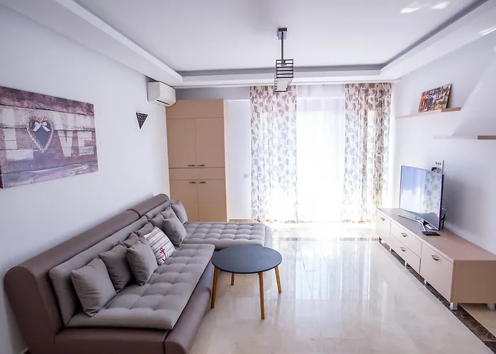 Appartement Sophia 2 *